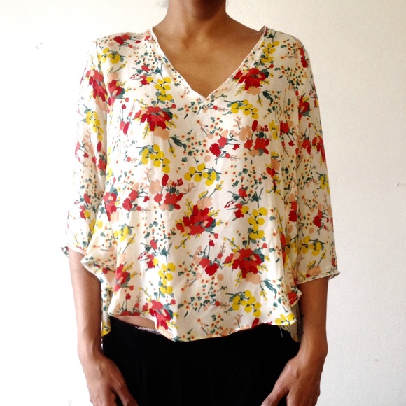 Zara • delicate silky blouse floral print - Picture 3 of 6